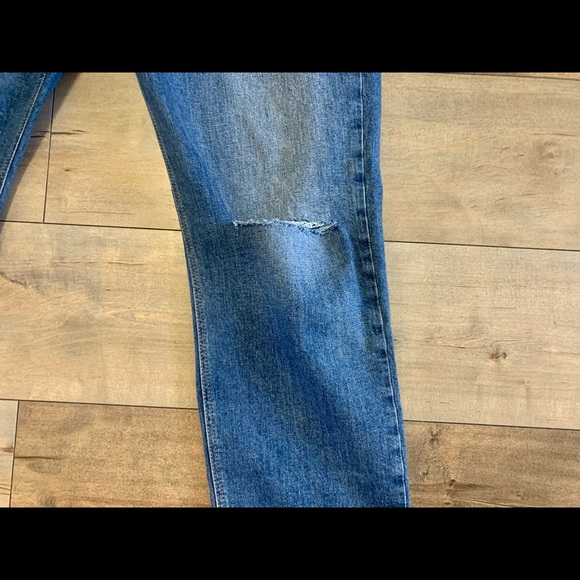 Old Navy Extra Sky Hi Straight Cut-Off Jeans - Size 18 Tall- NWT - Picture 13 of 13